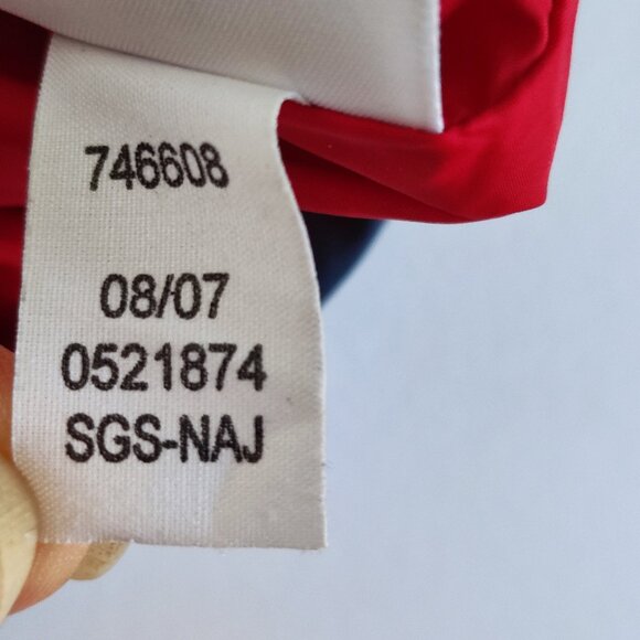 Tommy Hilfiger Sport Vest men's size M navy and red graphic on back, zip pockets - Picture 9 of 11